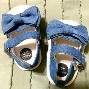 🆕 Baby Girl Denim Shoes Size 2